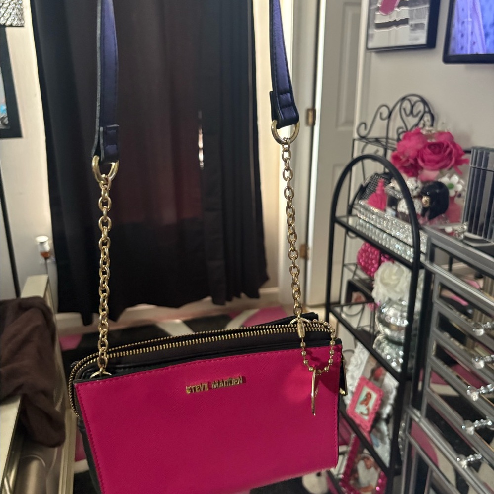 Steve Madden Pink and Gold Crossbody Bag with Elegant Chain